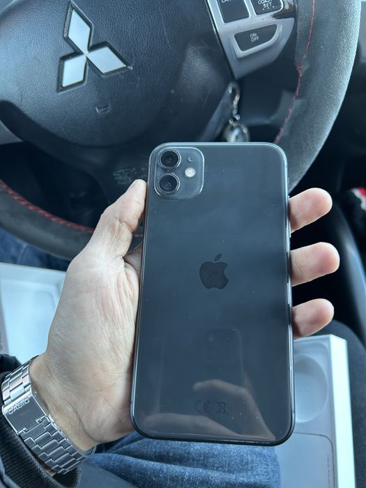 Продам айфон 11 64гб