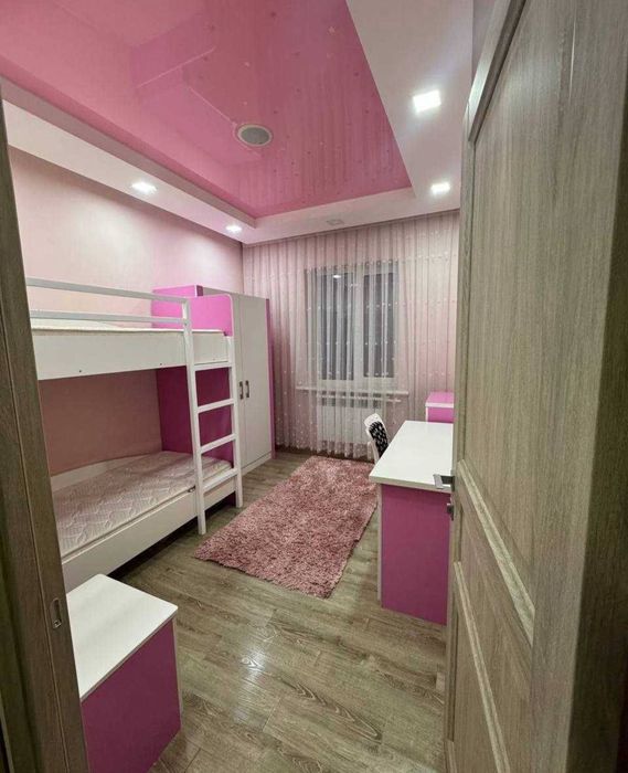 4-комнатная укомплектованная на Новомосковской