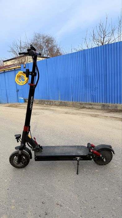Электросамокат JOYOR G1