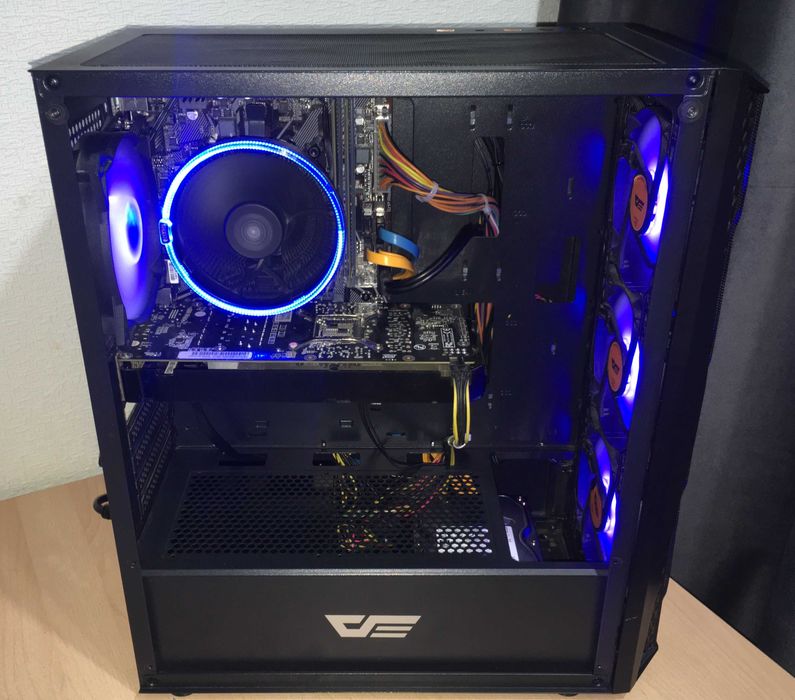 Продам игровой компьютер(системный блок)