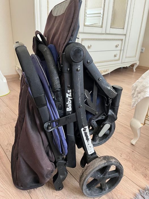 Отдам коляску бесплатно