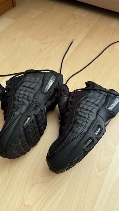 Nike air max 95 номер 36.5 черни