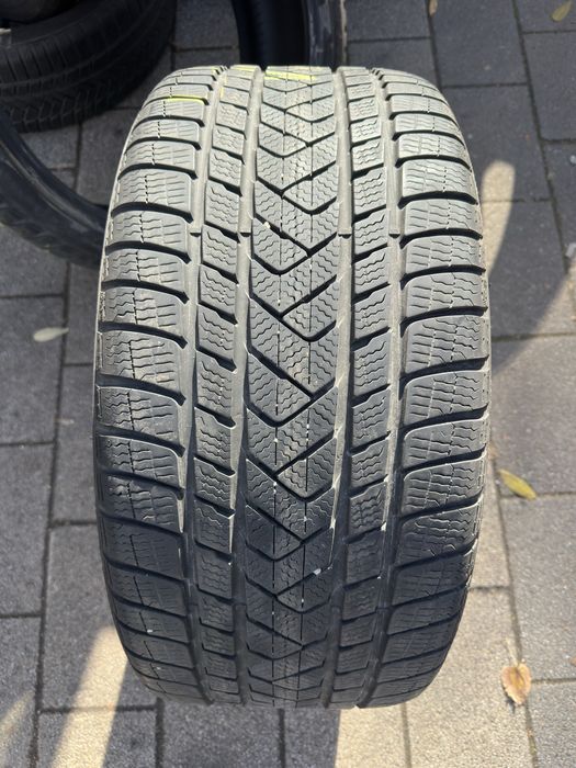 Зимни гуми Пирели рън флат 275/35/20