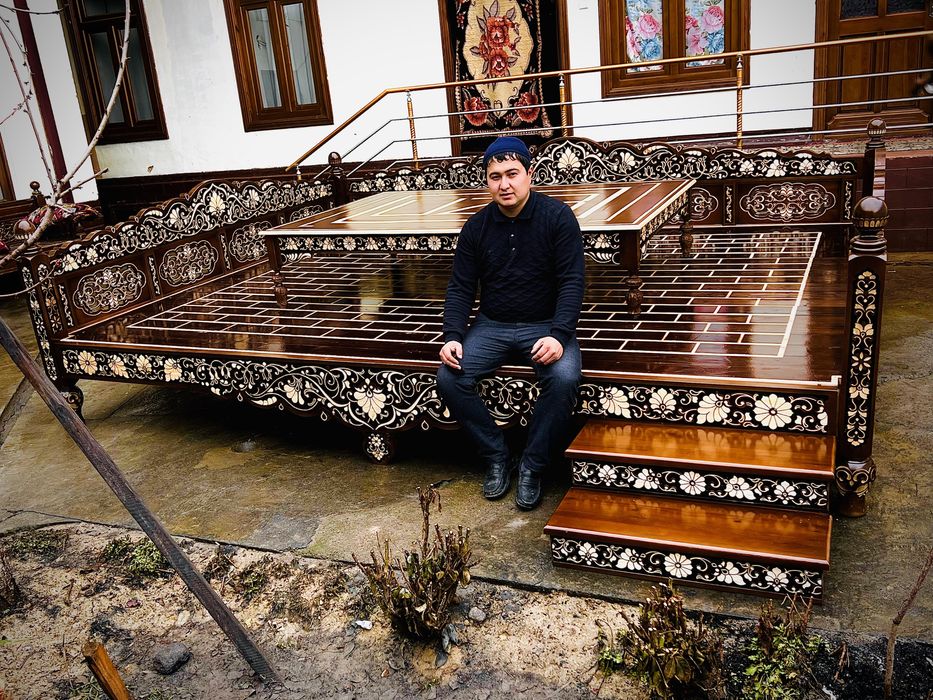 Tapchan kravat Bisetka skameka kachella