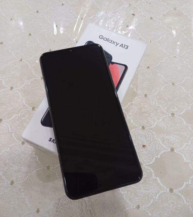 Samsung A13 telefon sotaman xotirasi 4/64