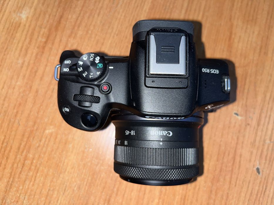 Фотоапарат Canon eos r50