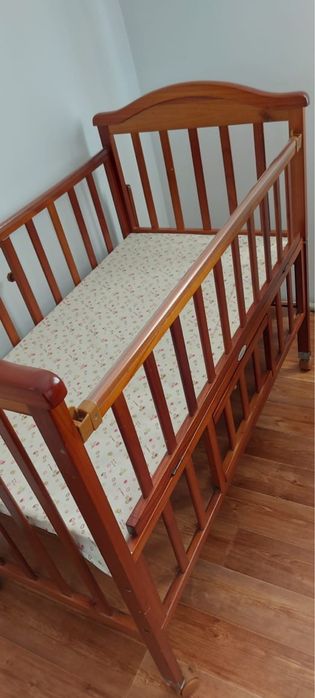 Кроватка для малышей