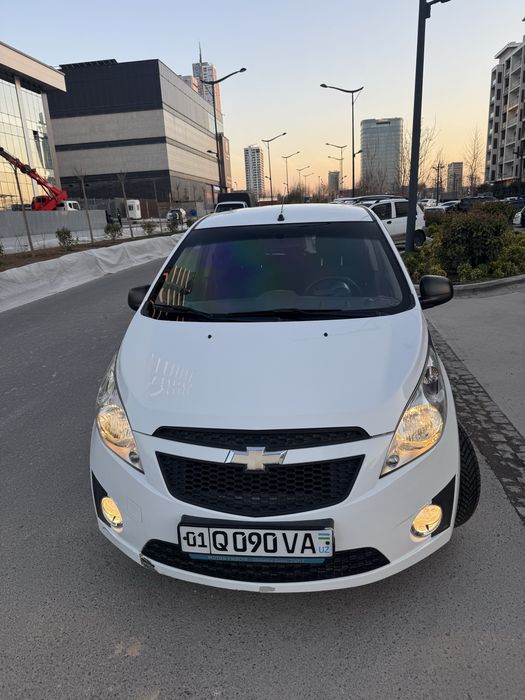 Spark 1,25 Evro motor, probeg 120.600. Yili 2015, Mexanika.