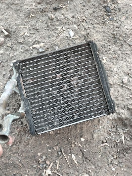 Тайота Карина Е радиатор печки