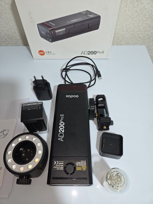 Импульсный свет Godox AD200Pro