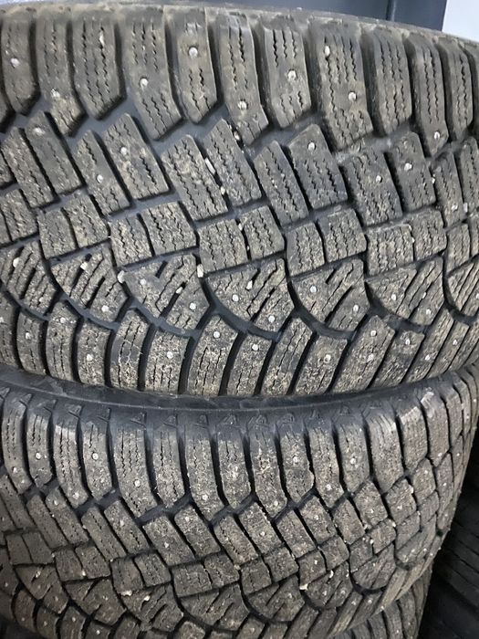 Продам зимний комплект шин с дисками