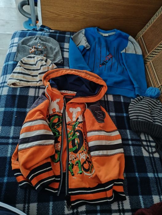 Donez hăinuțe băiat 92 98