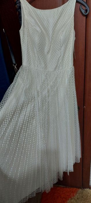 Продам платье одевала 1 раз