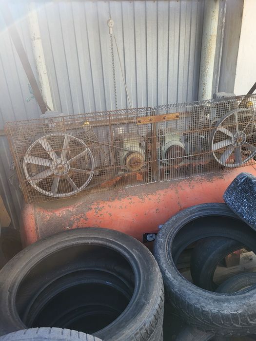 Продам компрессор воздушный 380 вольт