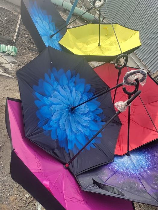 Продам зонтики новые.