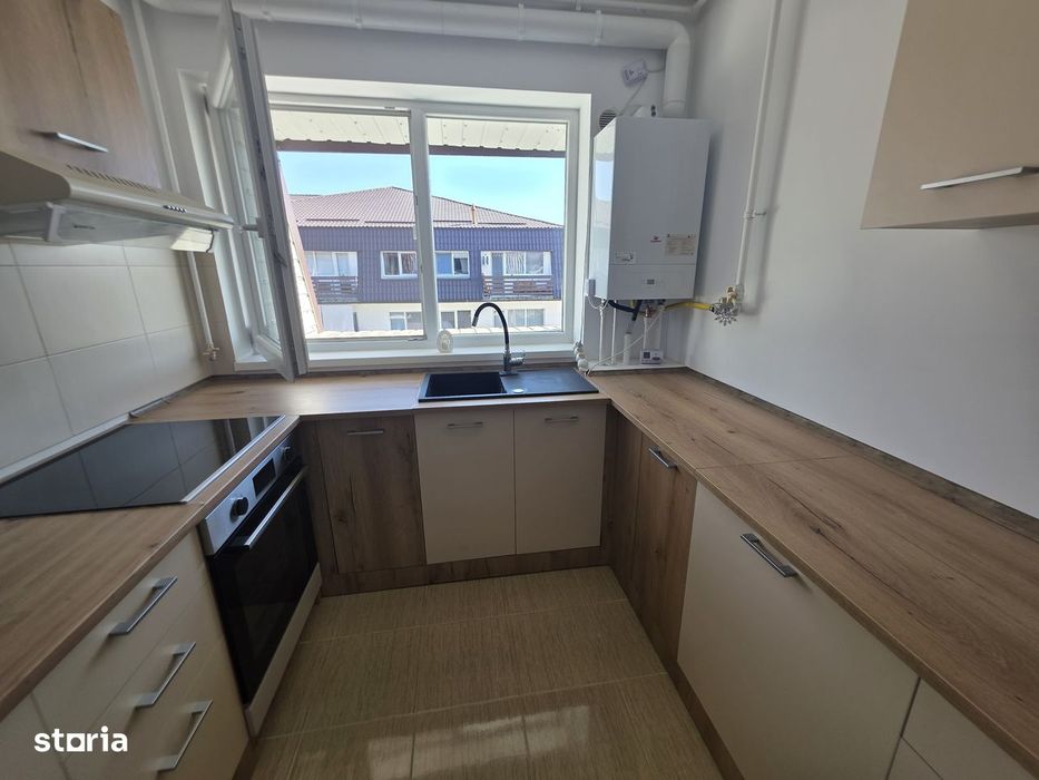 Se vinde 2 camere 60mp in Sanpetru Subcetate la mansarda, ca nou