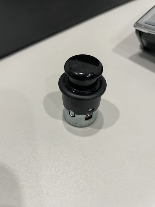 Пепельница W211/W219