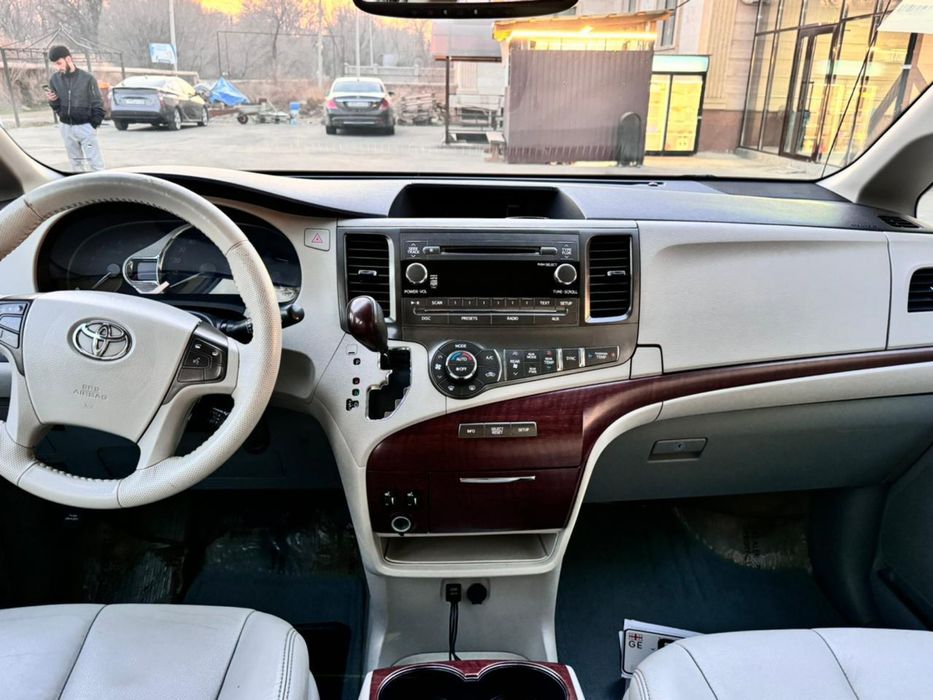 Трансфер прокат авто с водителем