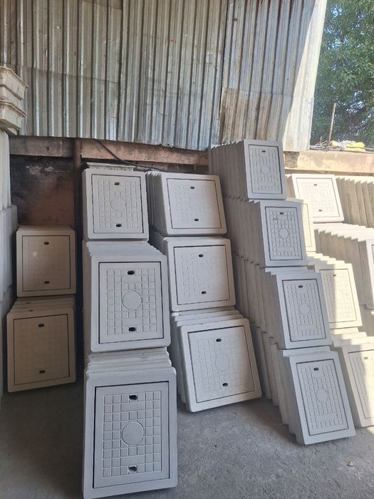 Kalodis Birrinch qoʼl.   Sex Nazarbekda