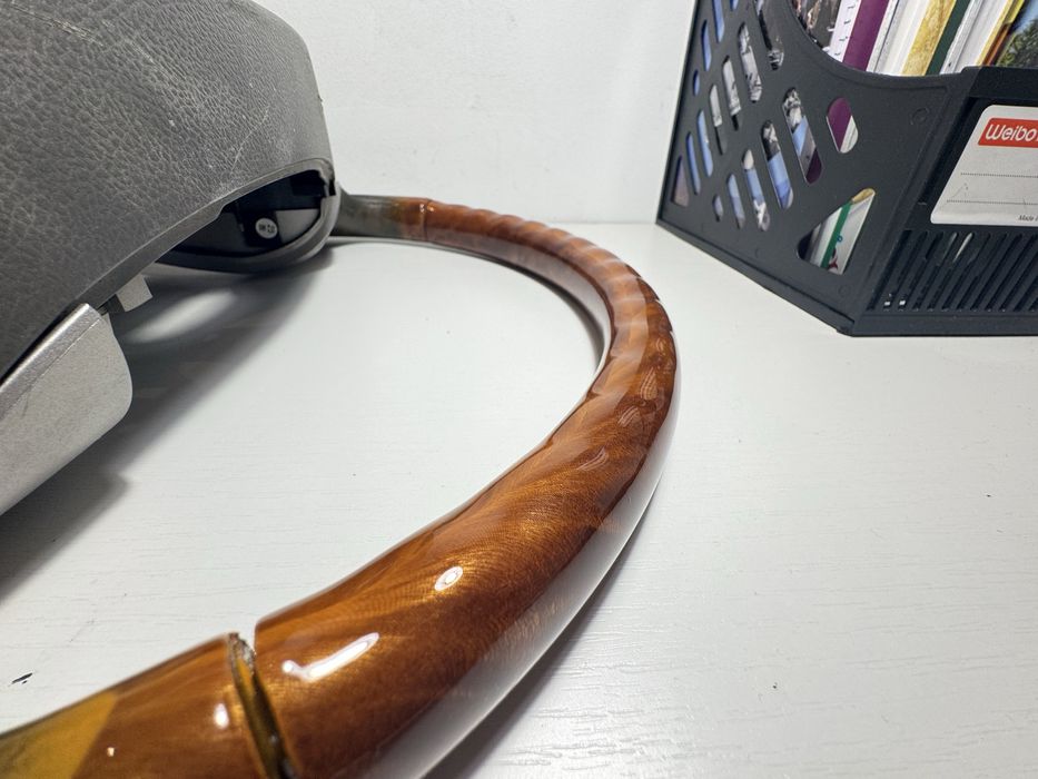 Руль дерево Камри 40-45