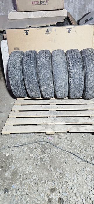 Продам резину б/у зимняя