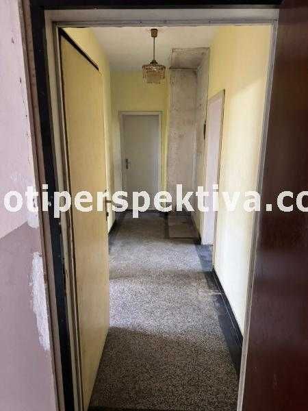 Продава се Тристаен апартамент в Пловдив, Кючук Париж - 90 кв.м за 794 €/кв.м - Снимка #5