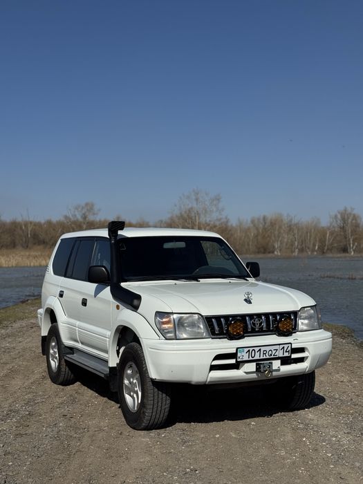 Toyota Land Cruiser Prado 90