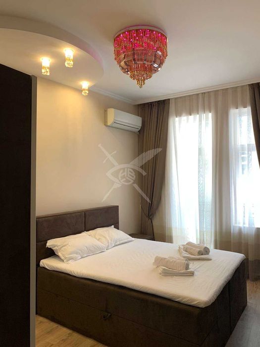 Дава се под наем Тристаен апартамент в Пловдив, Център - 105 кв.м за 747.66 € - Снимка #8