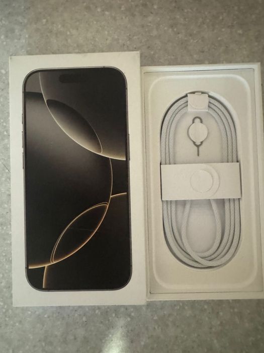 Продам iPhone 16pro