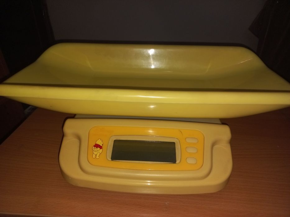 Продам детские весы.