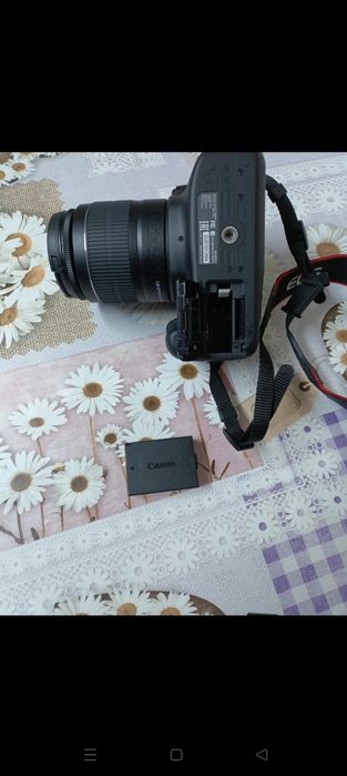 Aparat foto Canon DSLR 4000D nou