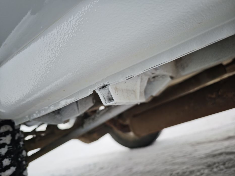 Нива 21214 год 2012