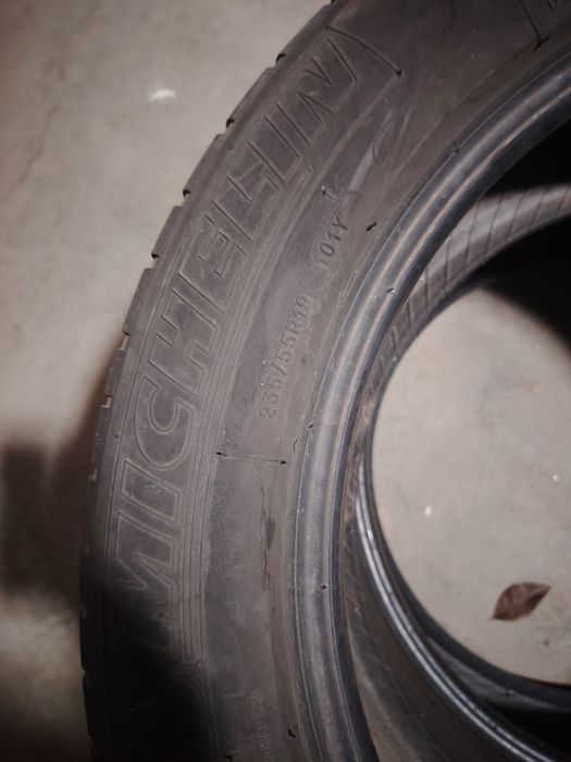 Anvelope GLC  235 55 19 si 255 50 19 Michelin