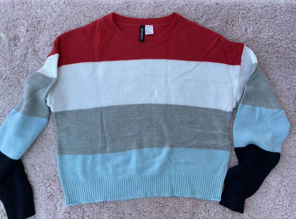 Шарен пуловер