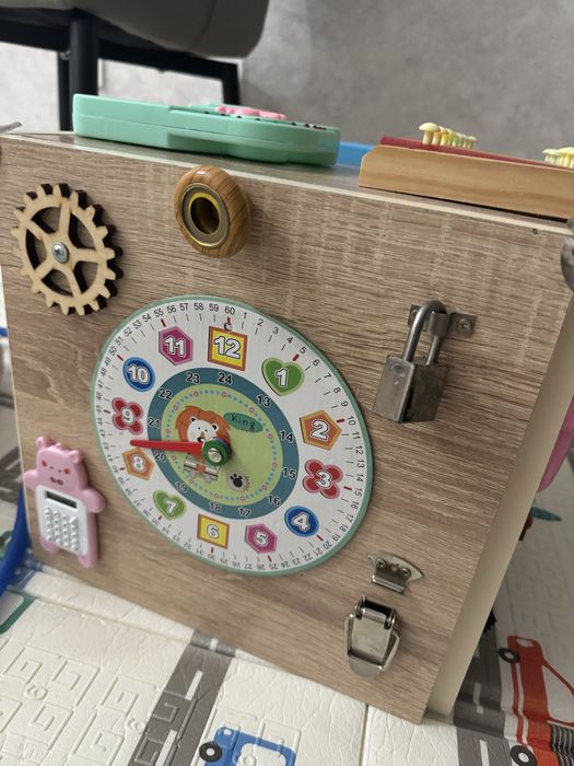 Бизиборд кубик игрушка