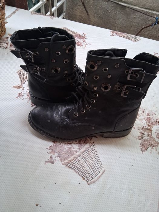 Ghete de damă mărimea 36