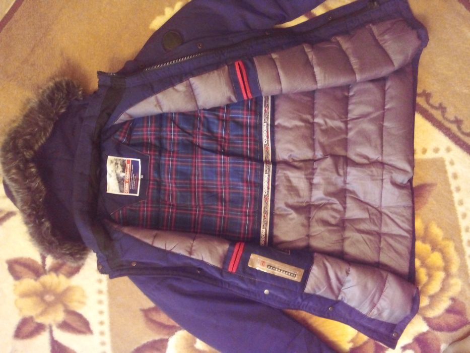 Продажа верхних мужских одежд