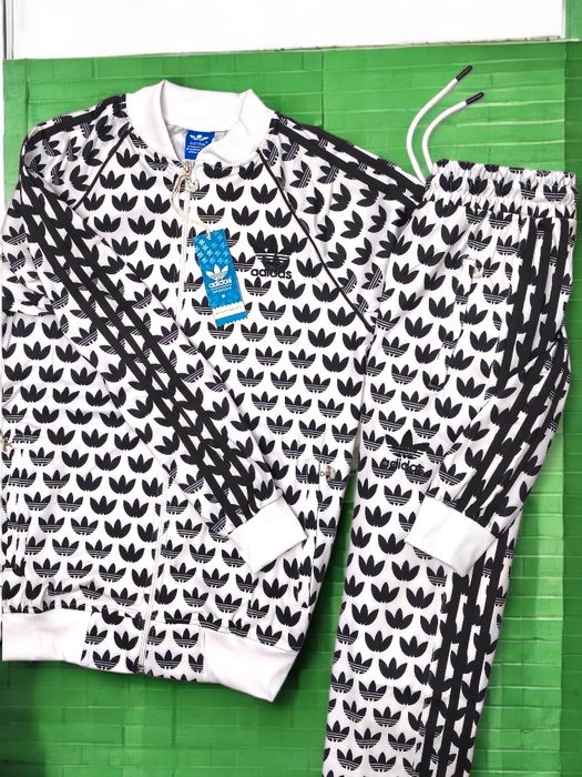 Trening Barbati Siglele Cusute Adidas Puma Nike