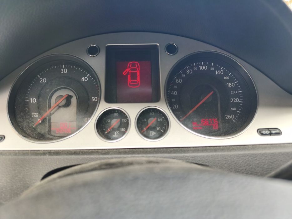 Se vinde vw passat 2009