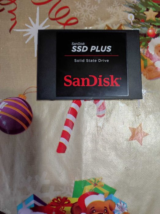 Asrock z270  I7 7700 DDR4 3000 32GB RGB SURSA  750W CS750 Corsair