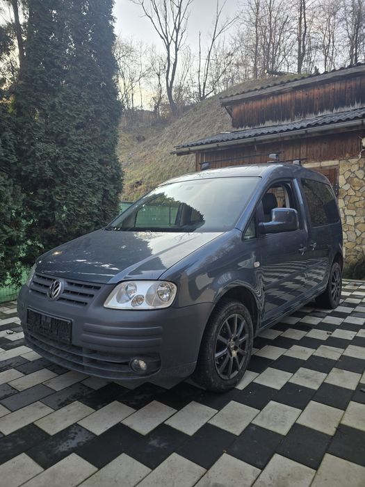 VW Caddy 2009 Benzina