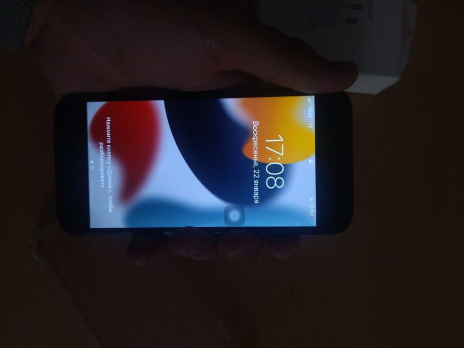 Айфон 7 +оригинал заратка