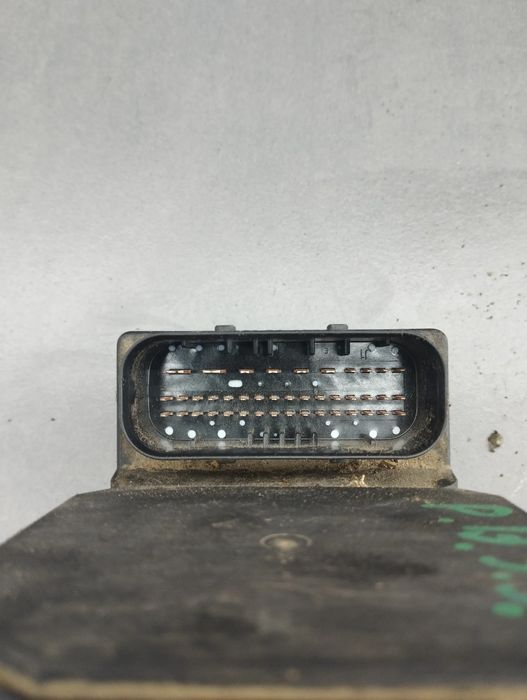 Pompa ABS 4B0 614 517G Volkswagen VW Passat 1.9 TDI MT (101 hp)
