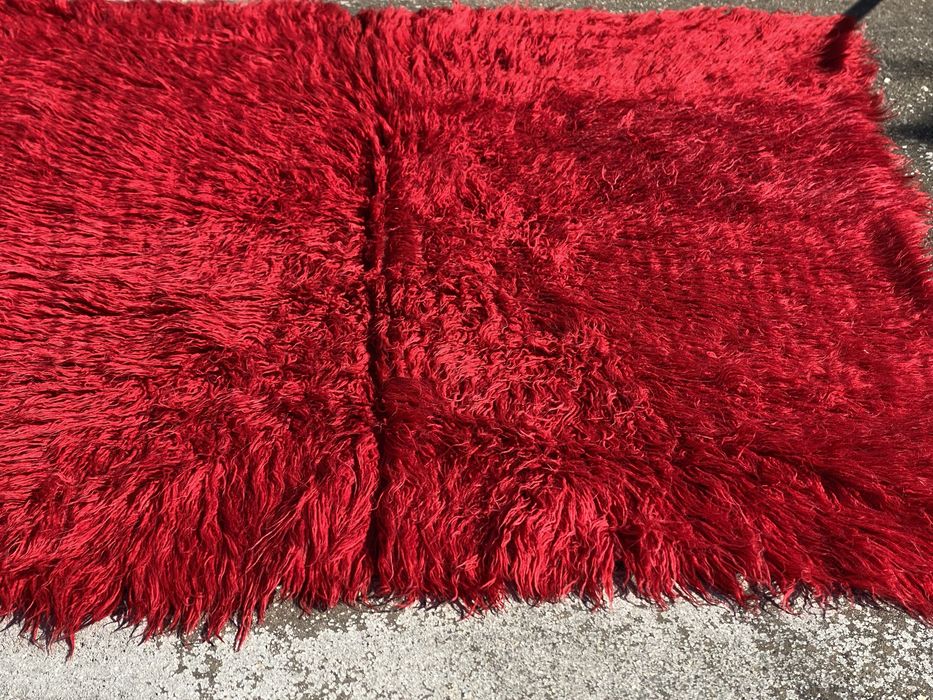 Цветни китеници