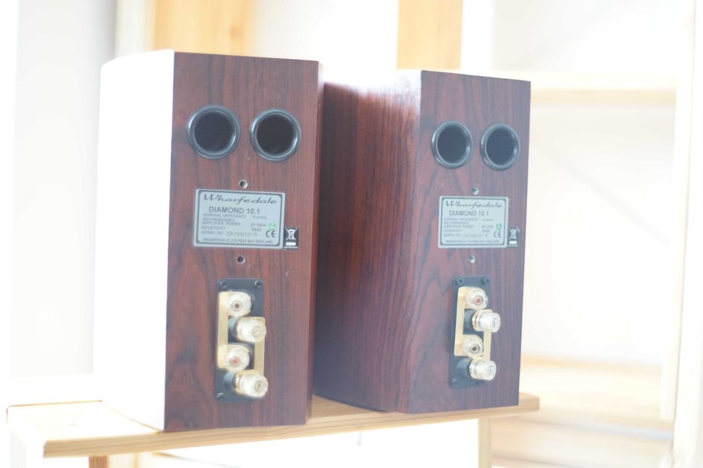 Boxe Wharfedale Diamond 10.1