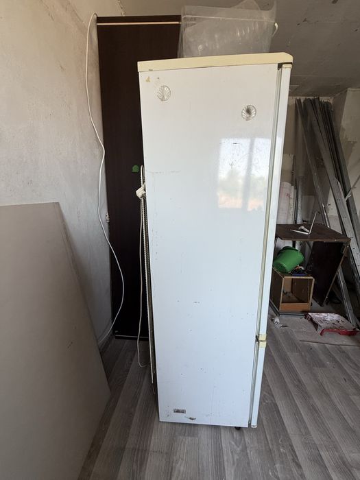 Продам холодильник срочно