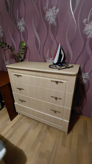 Спальный гарнитур