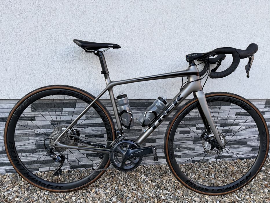 Trek 11v,marimea 54 carbon.