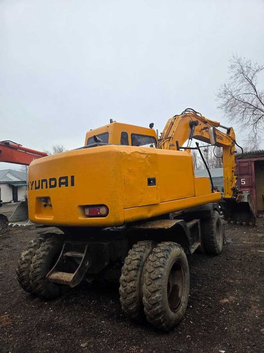 Экскаватор HYUNDAI ROBEX 1400 W-7