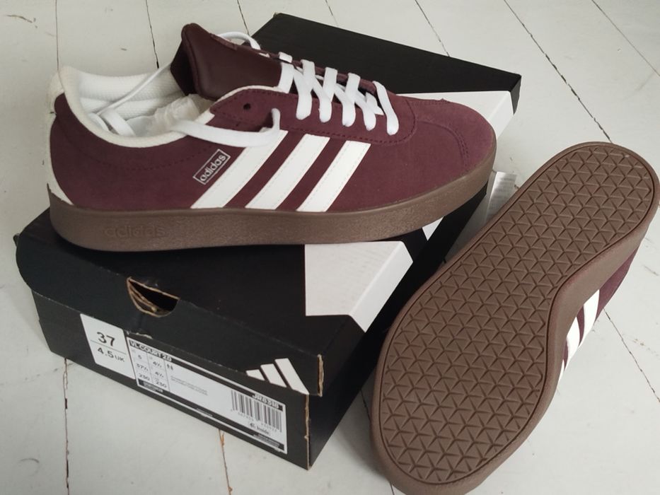 Оригинальные кроссовки Adidas